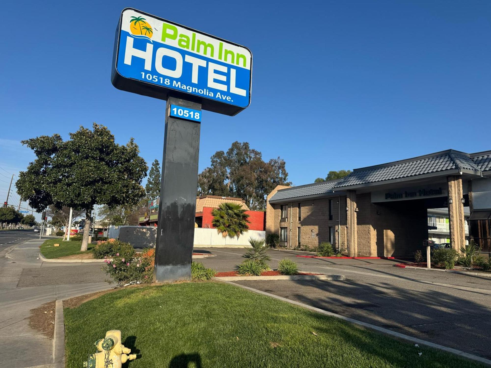 Palm Inn Hotel Near Tyler Mall Riverside Exterior photo